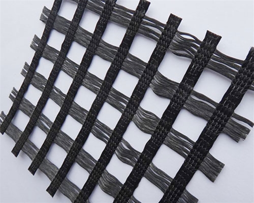 耐老化經(jīng)編滌綸土工格柵