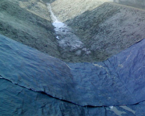 地鐵用鈉基膨潤土復(fù)合防水毯